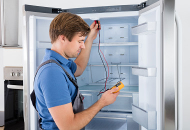 Покупка сломанного холодильника может оказаться довольно рискованным предприятием